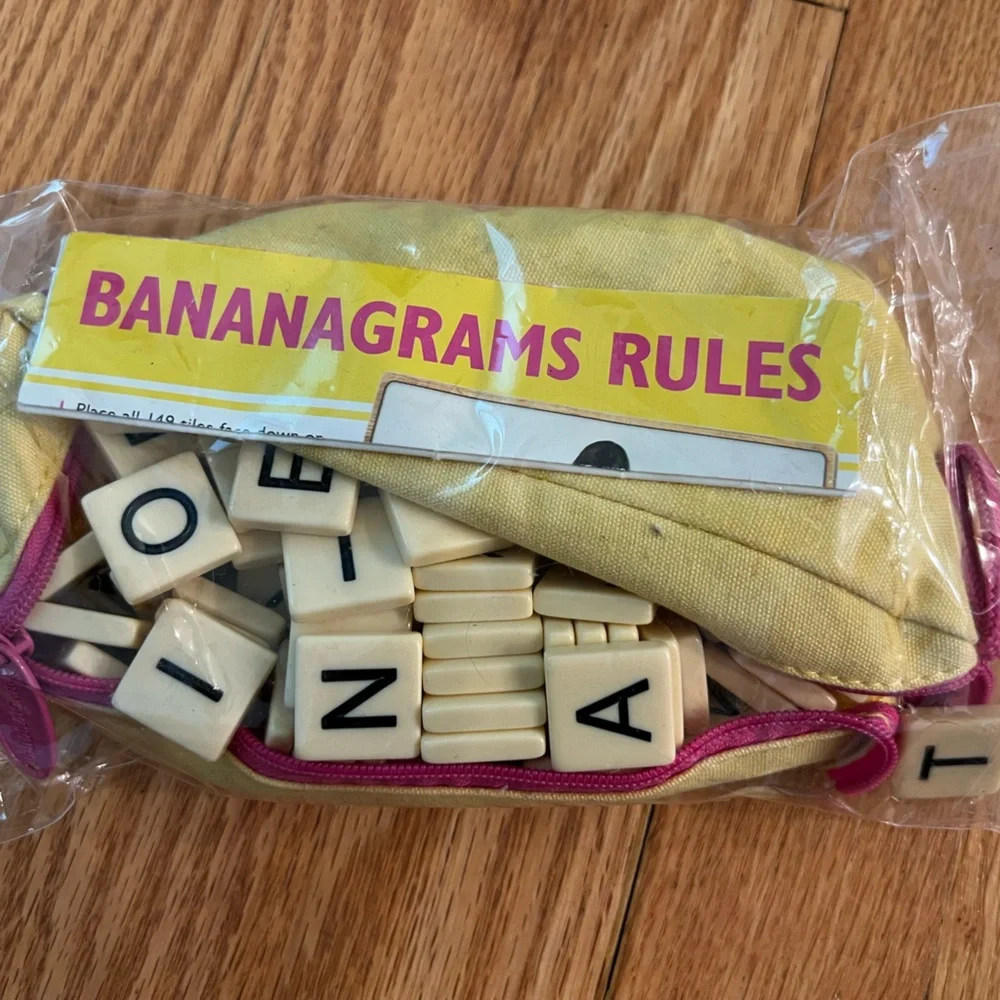 - Bananagrams game